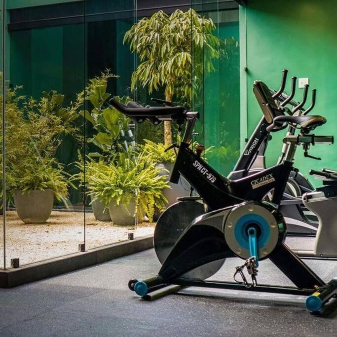 Cosmopolitan Apt 1407, 5 Star Facilities, 15M Sjo Airport, Parking, Pool, Gym 산호세 외부 사진