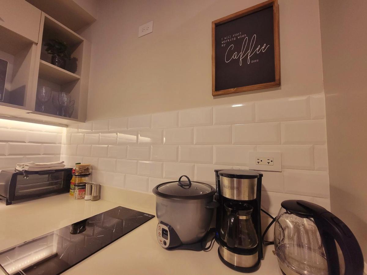 Cosmopolitan Apt 1407, 5 Star Facilities, 15M Sjo Airport, Parking, Pool, Gym 산호세 외부 사진