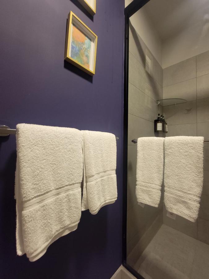 Cosmopolitan Apt 1407, 5 Star Facilities, 15M Sjo Airport, Parking, Pool, Gym 산호세 외부 사진
