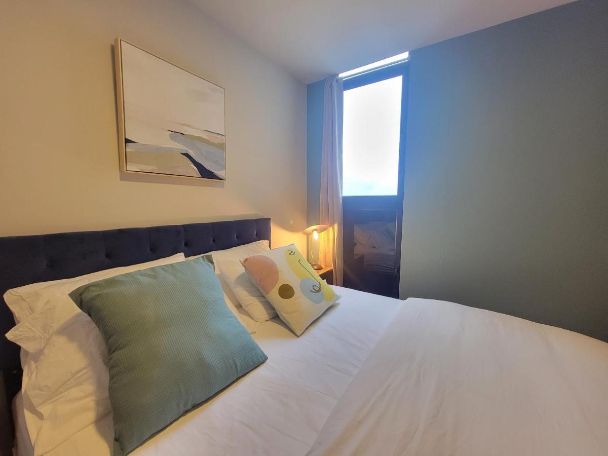 Cosmopolitan Apt 1407, 5 Star Facilities, 15M Sjo Airport, Parking, Pool, Gym 산호세 외부 사진